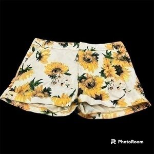 Ovi mid rise sunflower shorts